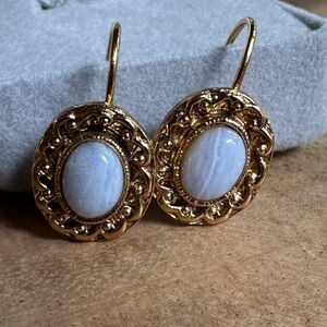 1928 Brand Moonstone Gold Tone Oval Drop Earrings Leverback Vintage 80’s USA